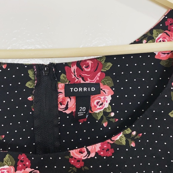 Torrid polka dot rose floral skater dress sz 20 - Picture 3 of 5